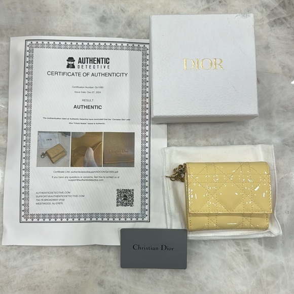 Christian Dior Lady Dior Lotus Cannage Patent Calf Leather Trifold Wallet - Picture 13 of 16